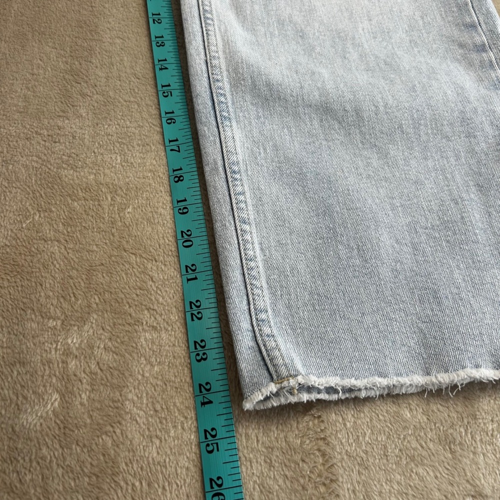 Old Navy Extra High-Rise Sky-Hi Wide-Leg Distressed Light Wash Jeans Size 2 - Picture 8 of 8